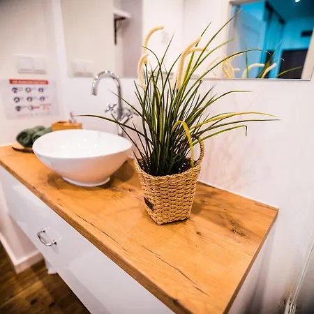 Apartament Ceglany Komin 아파트