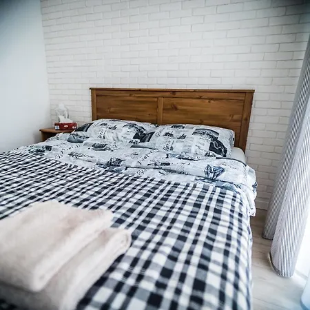 Apartament Ceglany Komin 아파트 오스트로다