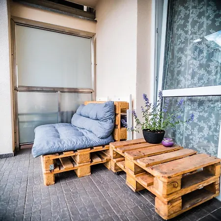 Apartament Ceglany Komin 아파트