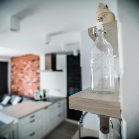 Apartament Ceglany Komin * 오스트로다