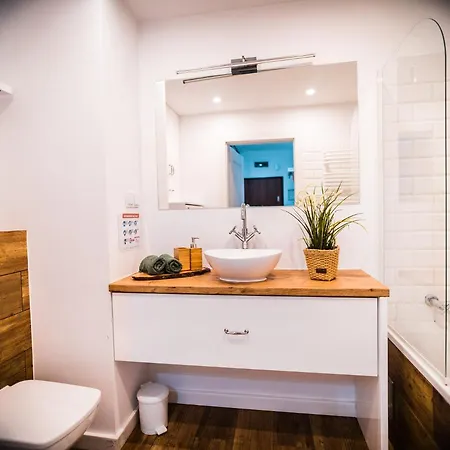 Apartament Ceglany Komin 오스트로다