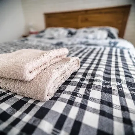 Apartament Ceglany Komin 아파트 *